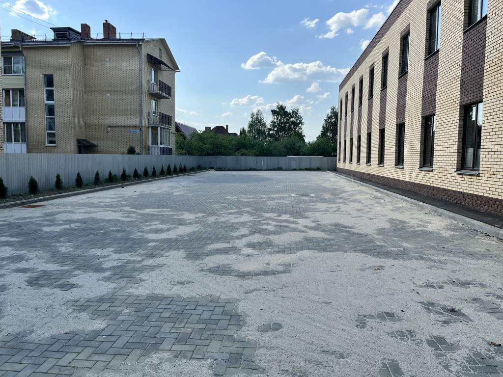 Сдам в аренду помещение свободного назначения 390 м.кв.