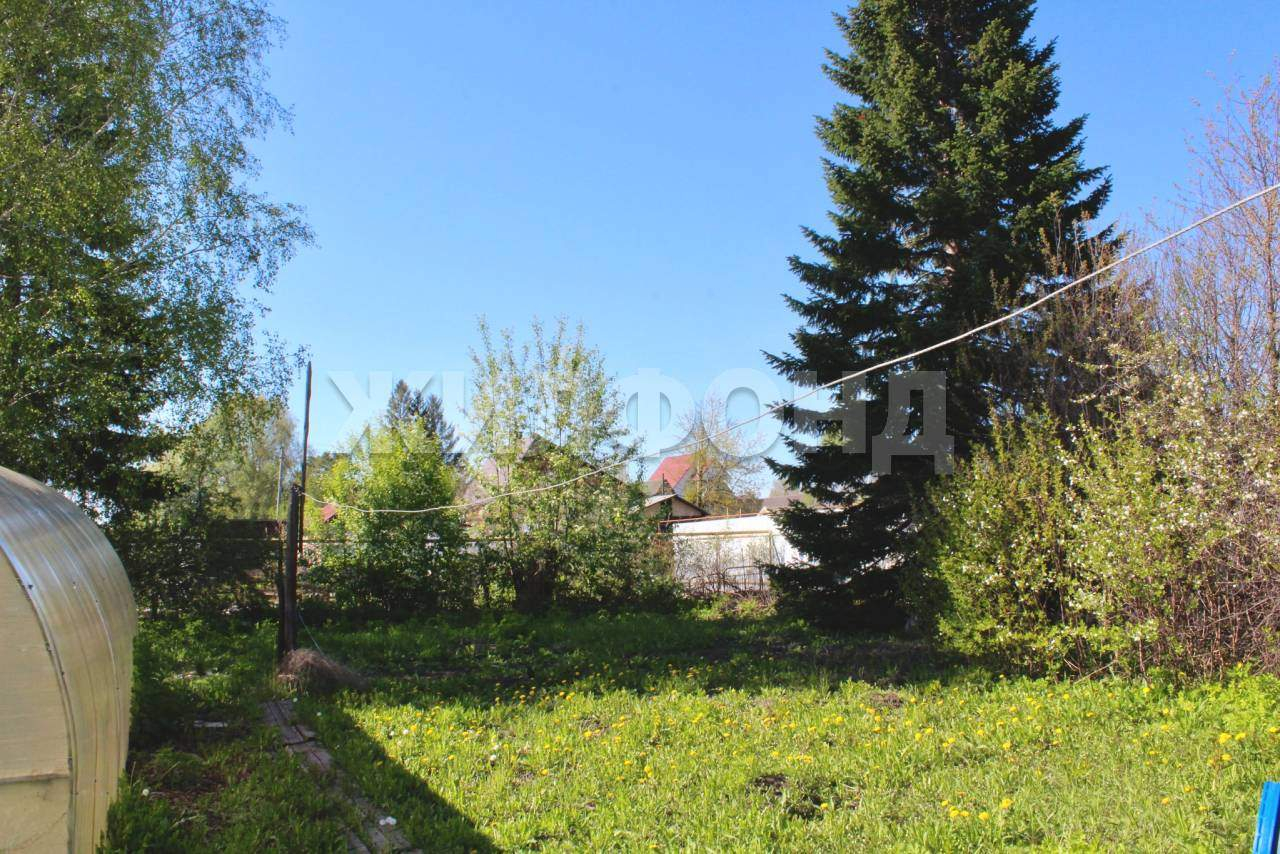 Продам земельный участок 770 м.кв.
