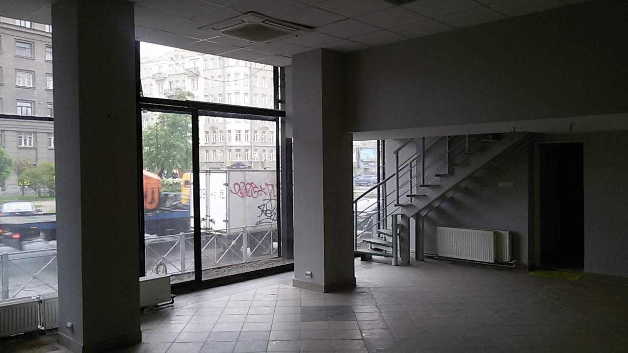 Сдам в аренду офис 99.4 м.кв.