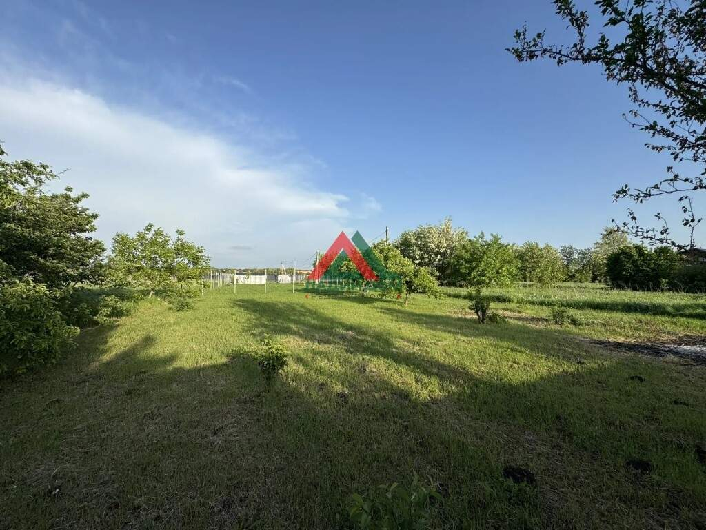 Продам земельный участок 493 м.кв.