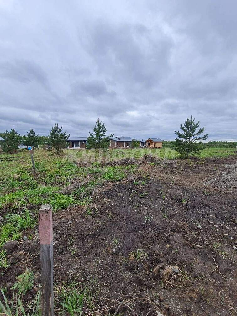 Продам земельный участок 738 м.кв.