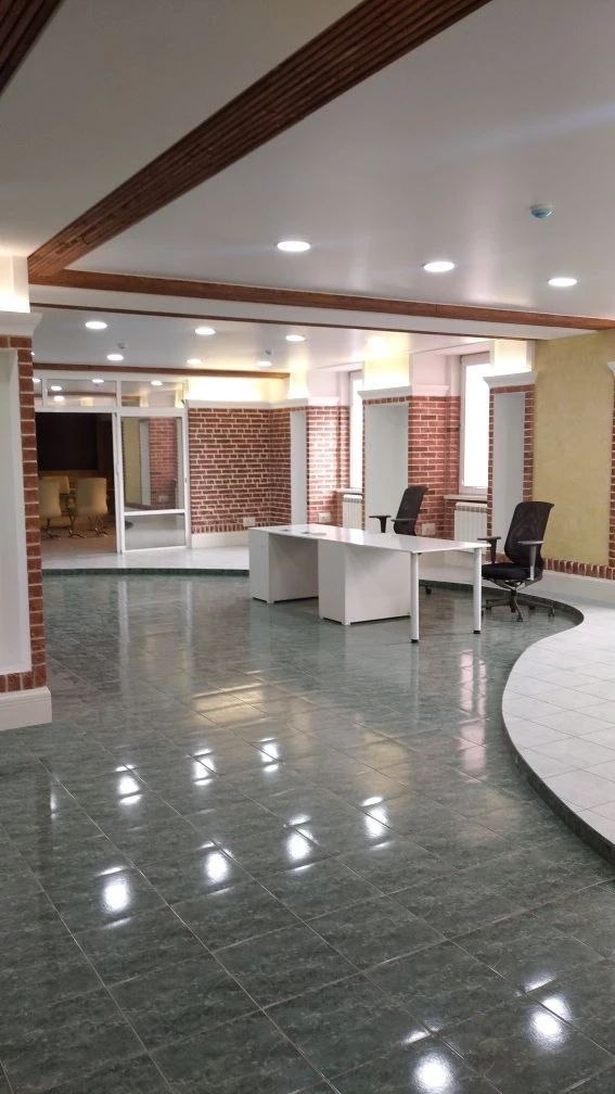 Сдам в аренду офис 225 м.кв.