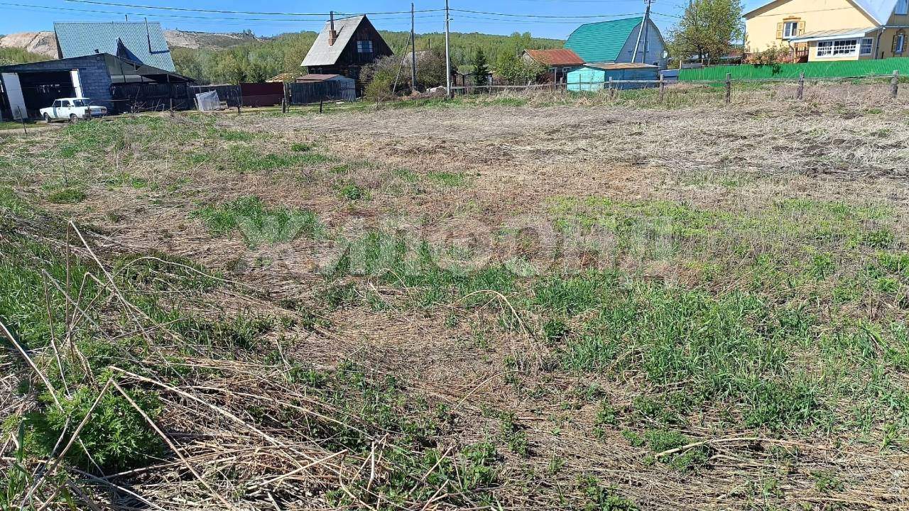 Продам земельный участок 800 м.кв.