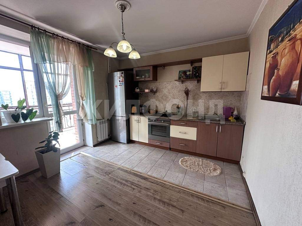 Квартира на продажу в Красноярске, Урванцева улица, 12 фото №2