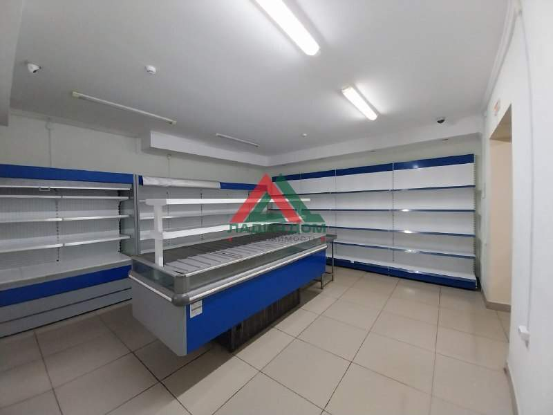 Сдам в аренду магазин 211.5 м.кв.