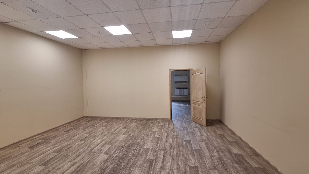 Сдам в аренду офис 61.4 м.кв.