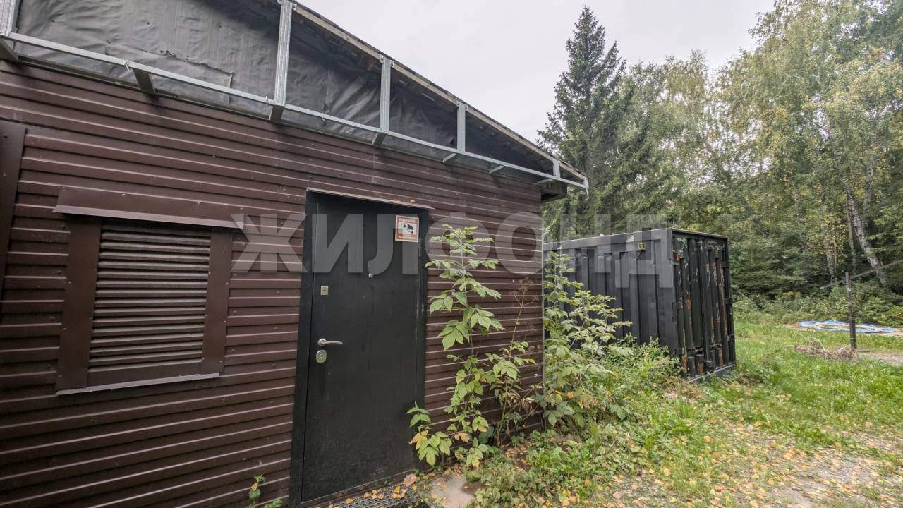 Продам земельный участок 738 м.кв.