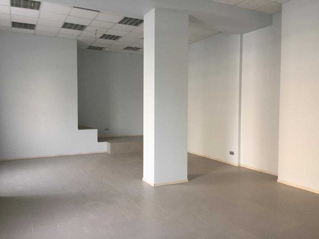 Сдам в аренду магазин 207 м.кв.