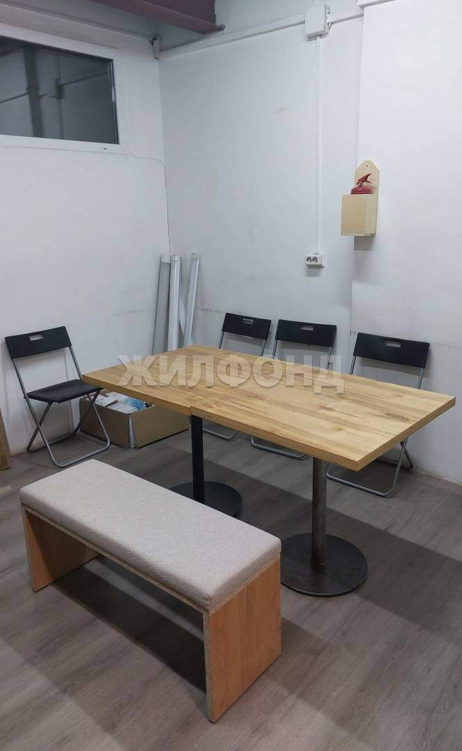 Продам производственное помещение 900 м.кв.