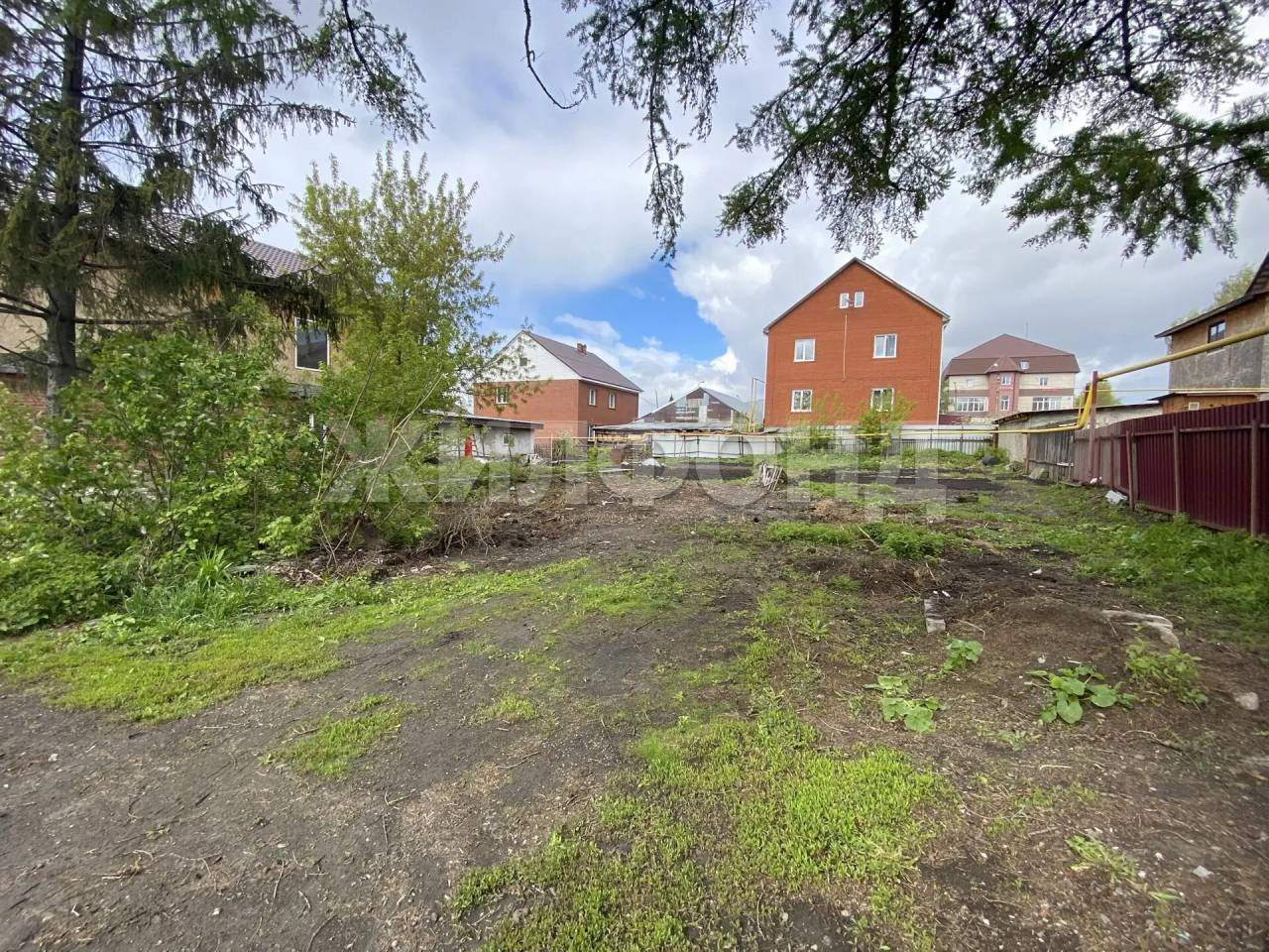Продам земельный участок 649 м.кв.
