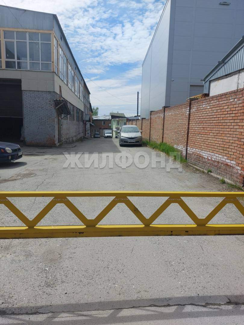 Продам производственное помещение 900 м.кв.