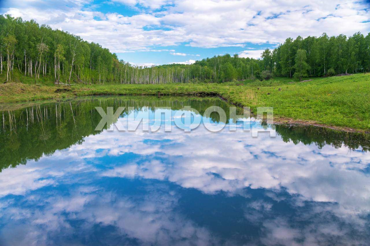 Продам земельный участок 1550 м.кв.