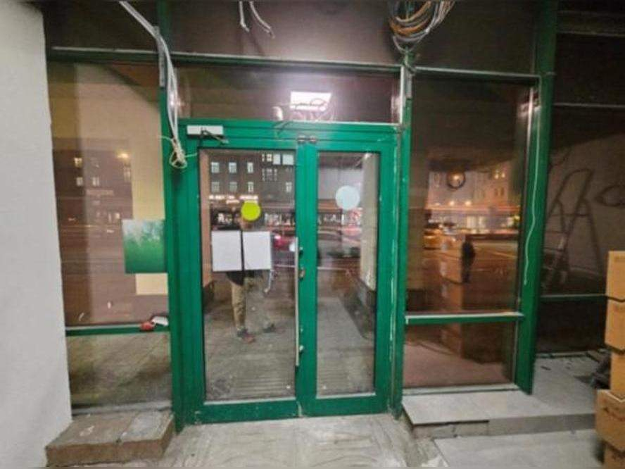 Сдам в аренду магазин 155.7 м.кв.