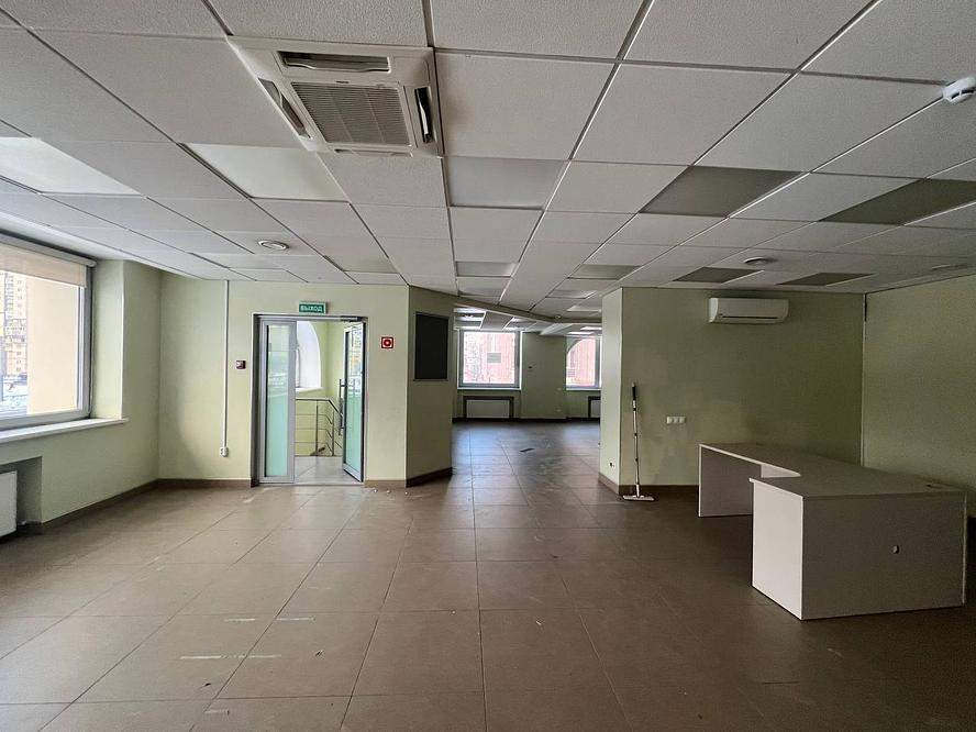 Сдам в аренду помещение свободного назначения 379 м.кв.