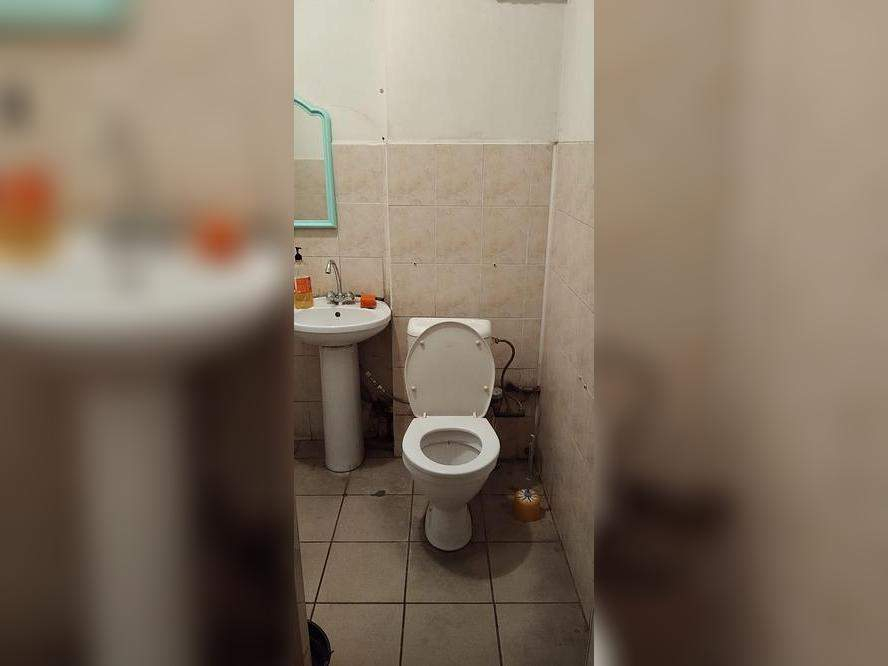 Продам магазин 65.3 м.кв.