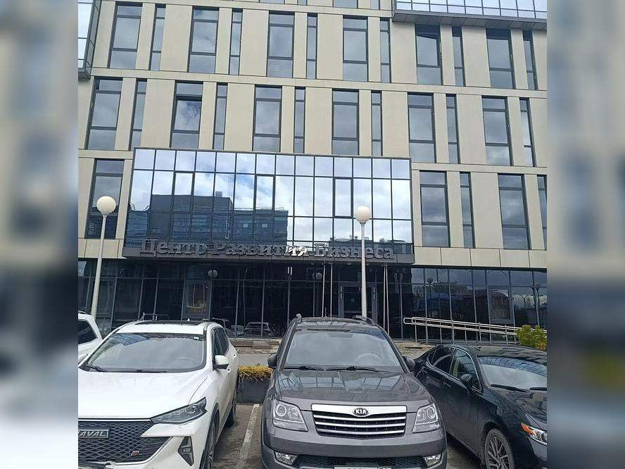 Помещение свободного назначения в аренду в Иркутске, Большой Литейный проспект, стр3
