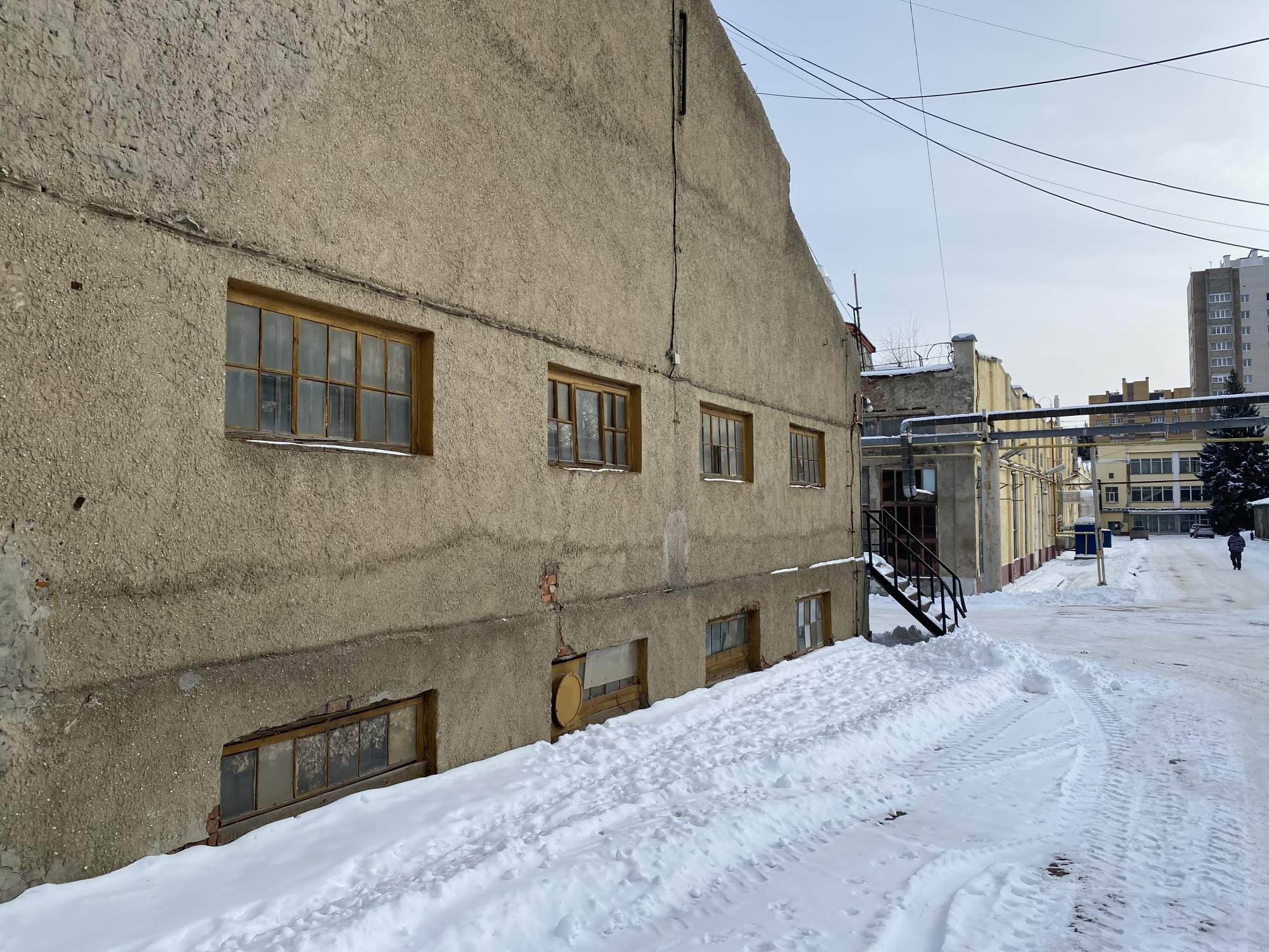 Продам склад 3356 м.кв.