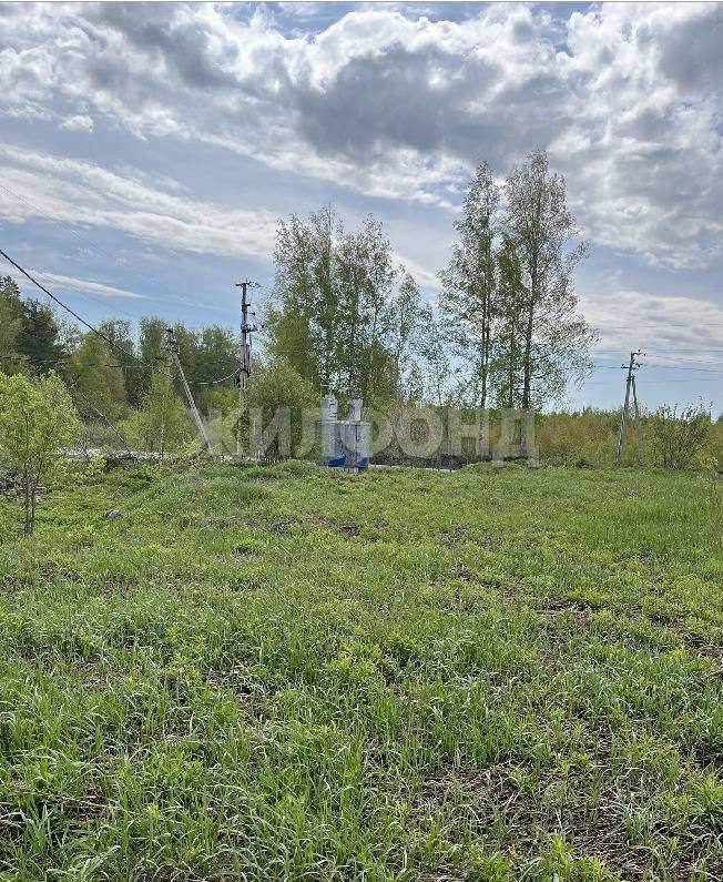 Продам земельный участок 2000 м.кв.