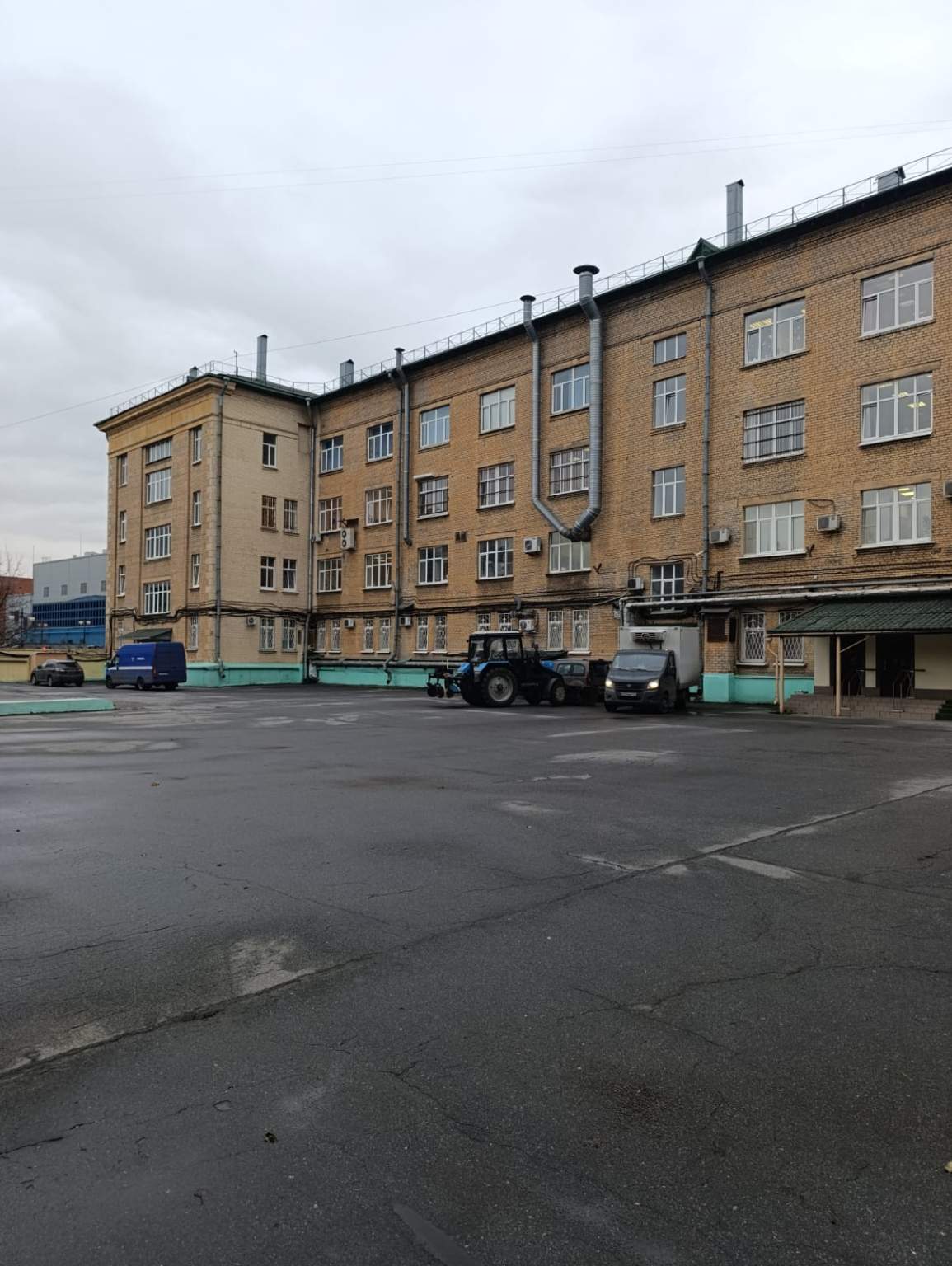 Продам помещение свободного назначения 22000 м.кв.