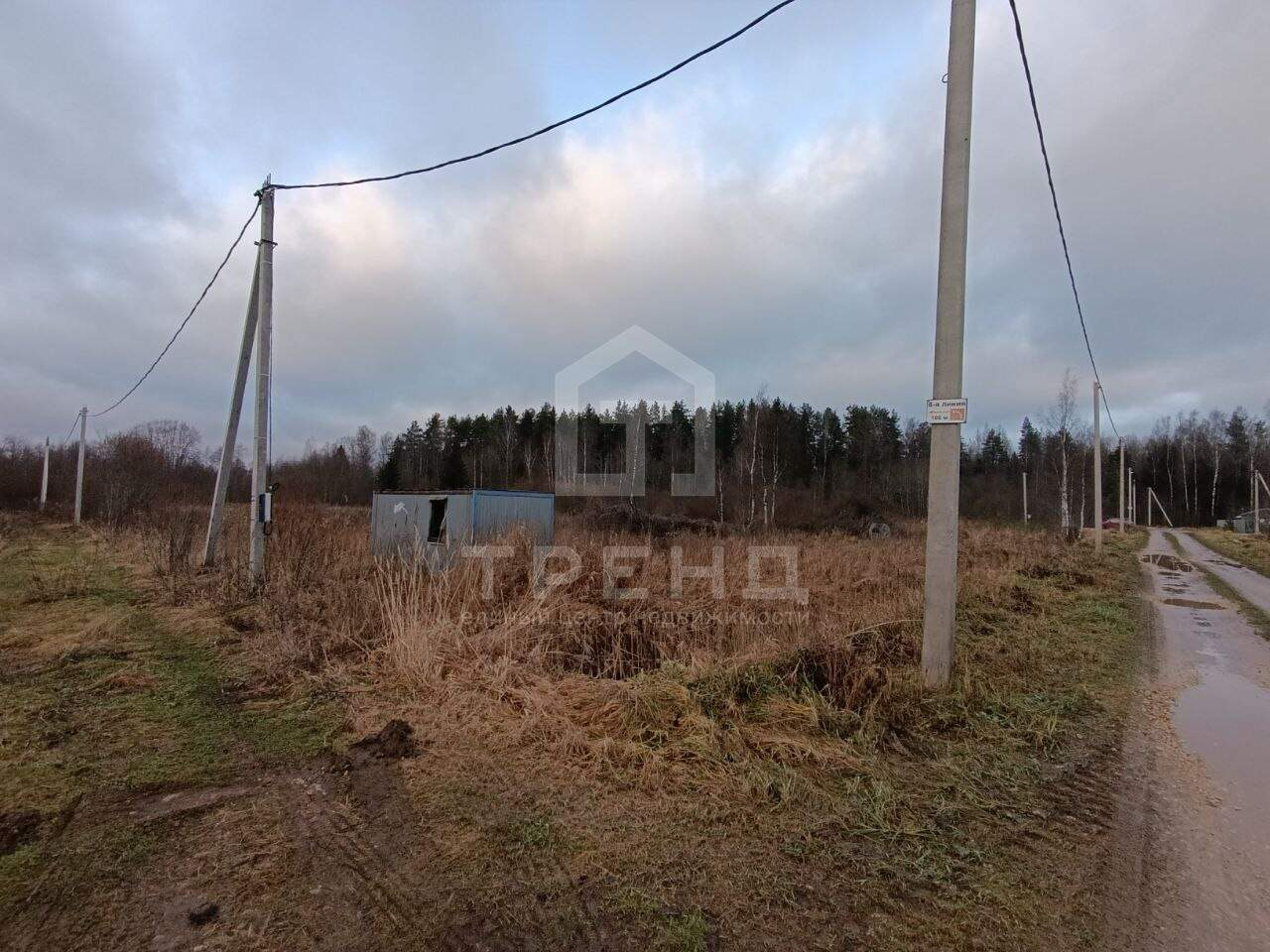 Продам земельный участок 1000 м.кв.