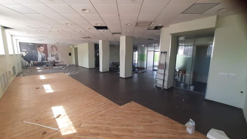 Сдам в аренду офис 182.3 м.кв.