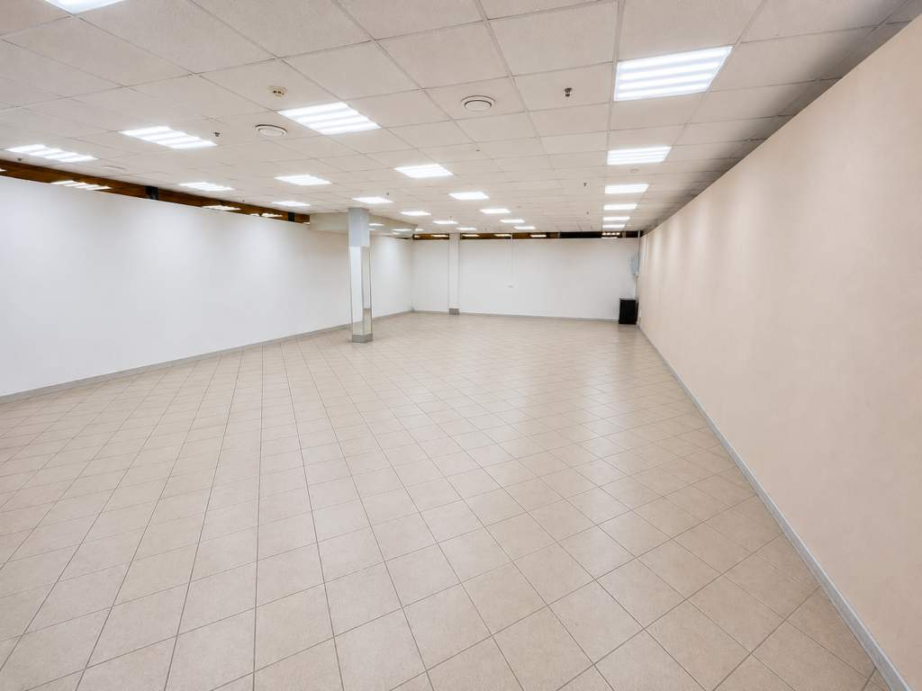 Сдам в аренду магазин 118 м.кв.