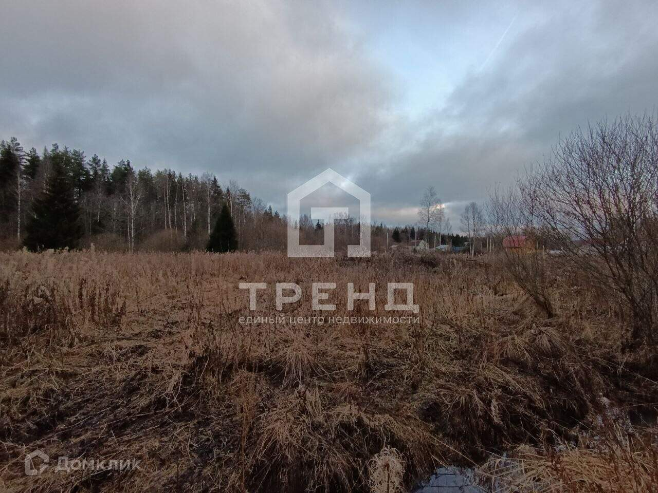 Продам земельный участок 1000 м.кв.