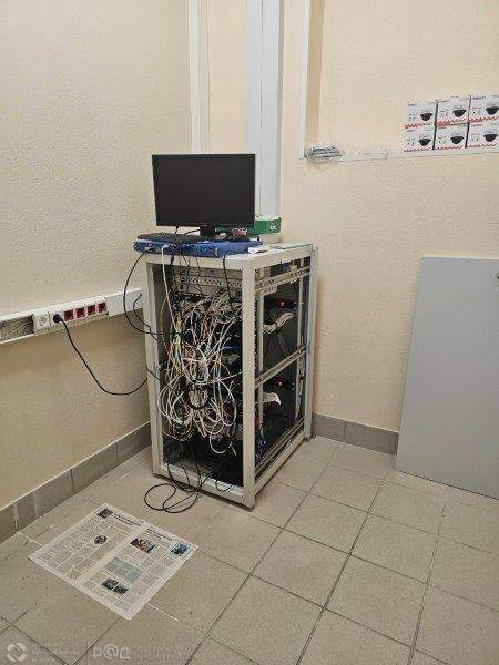 Продам офис 302.8 м.кв.