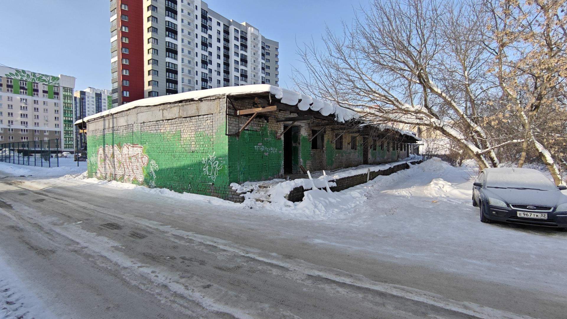 Продам торговое помещение 603.3 м.кв.