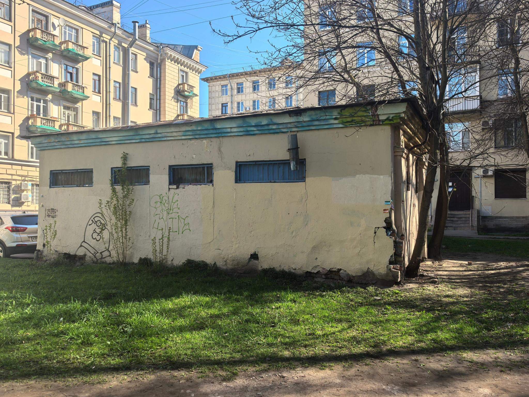 Продам торговое помещение 95.7 м.кв.