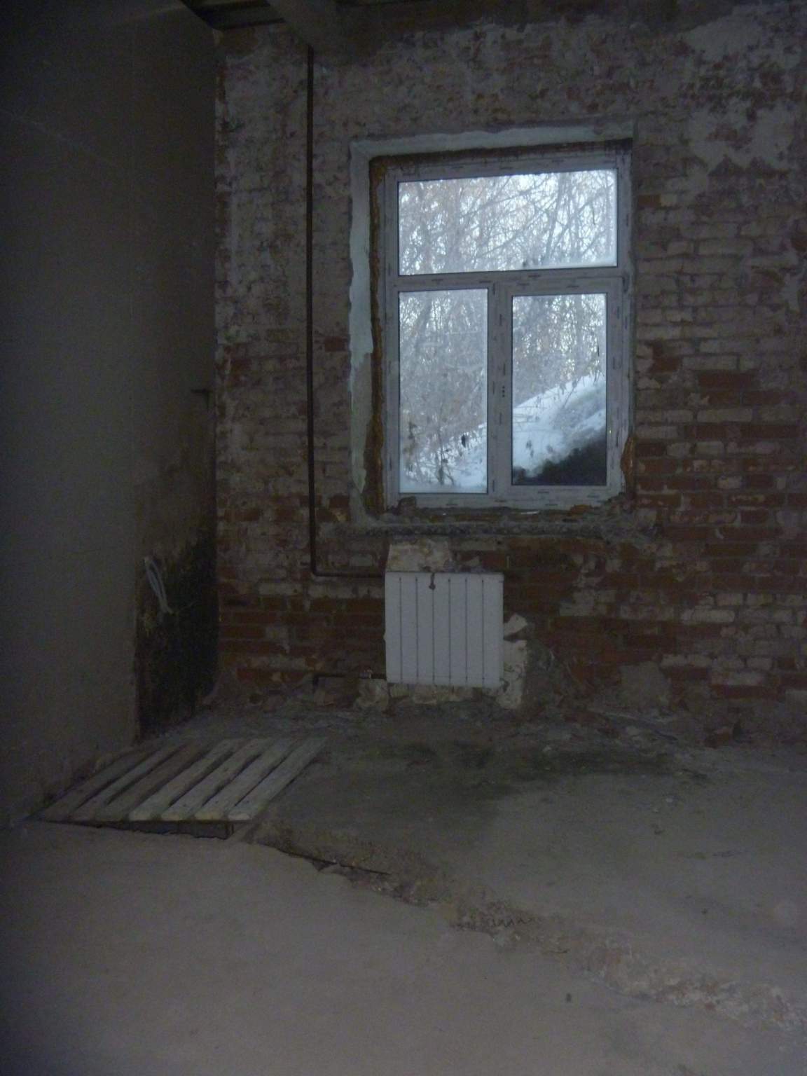 Продам торговое помещение 2572.6 м.кв.