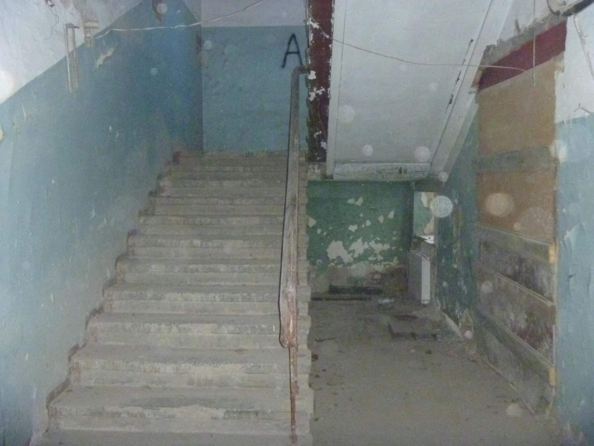 Продам торговое помещение 2572.6 м.кв.
