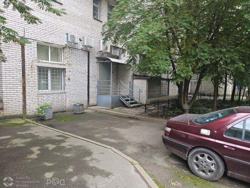 Продам офис 302.8 м.кв.