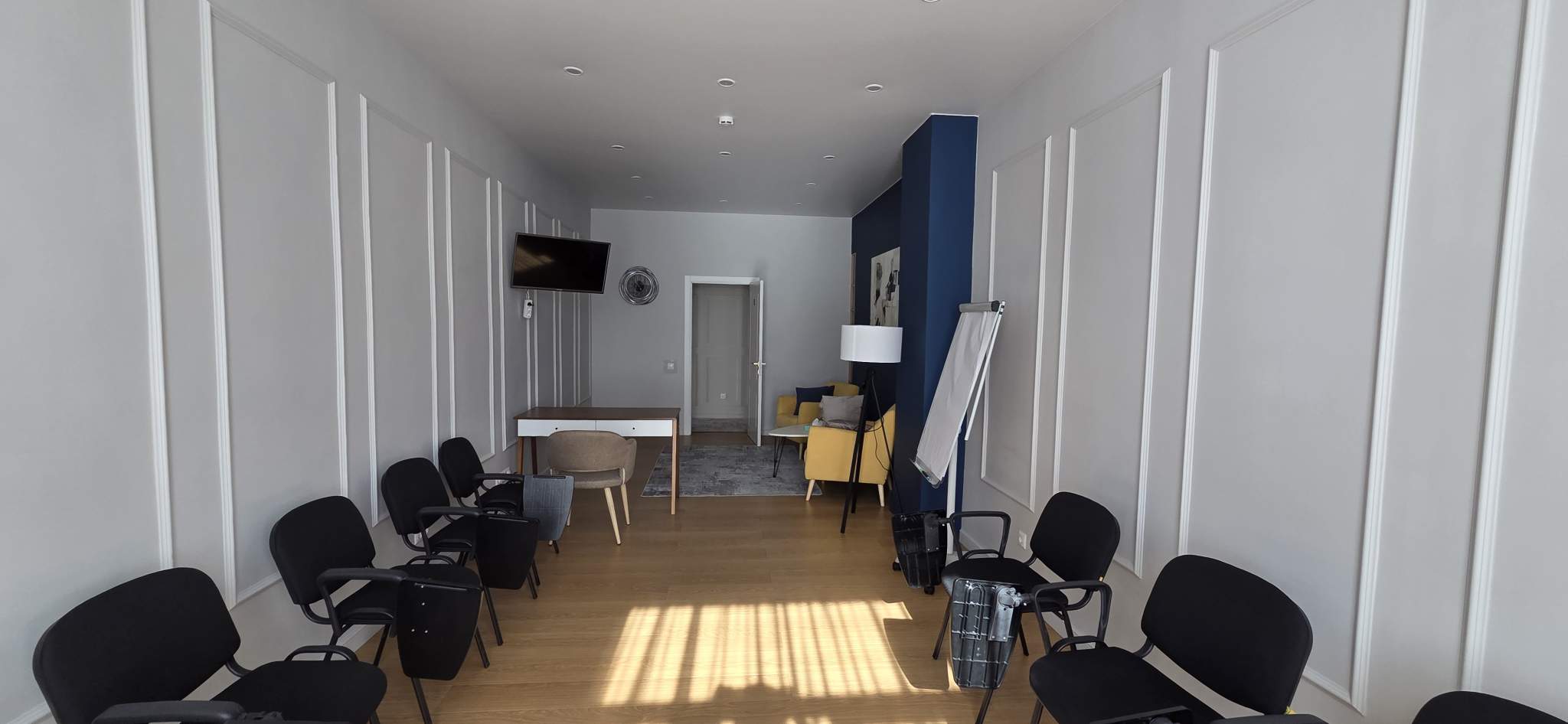 Сдам в аренду офис 205.3 м.кв.