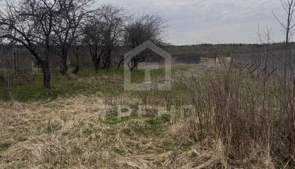 Продам земельный участок 2000 м.кв.