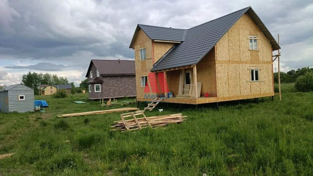 Продам земельный участок 750 м.кв.