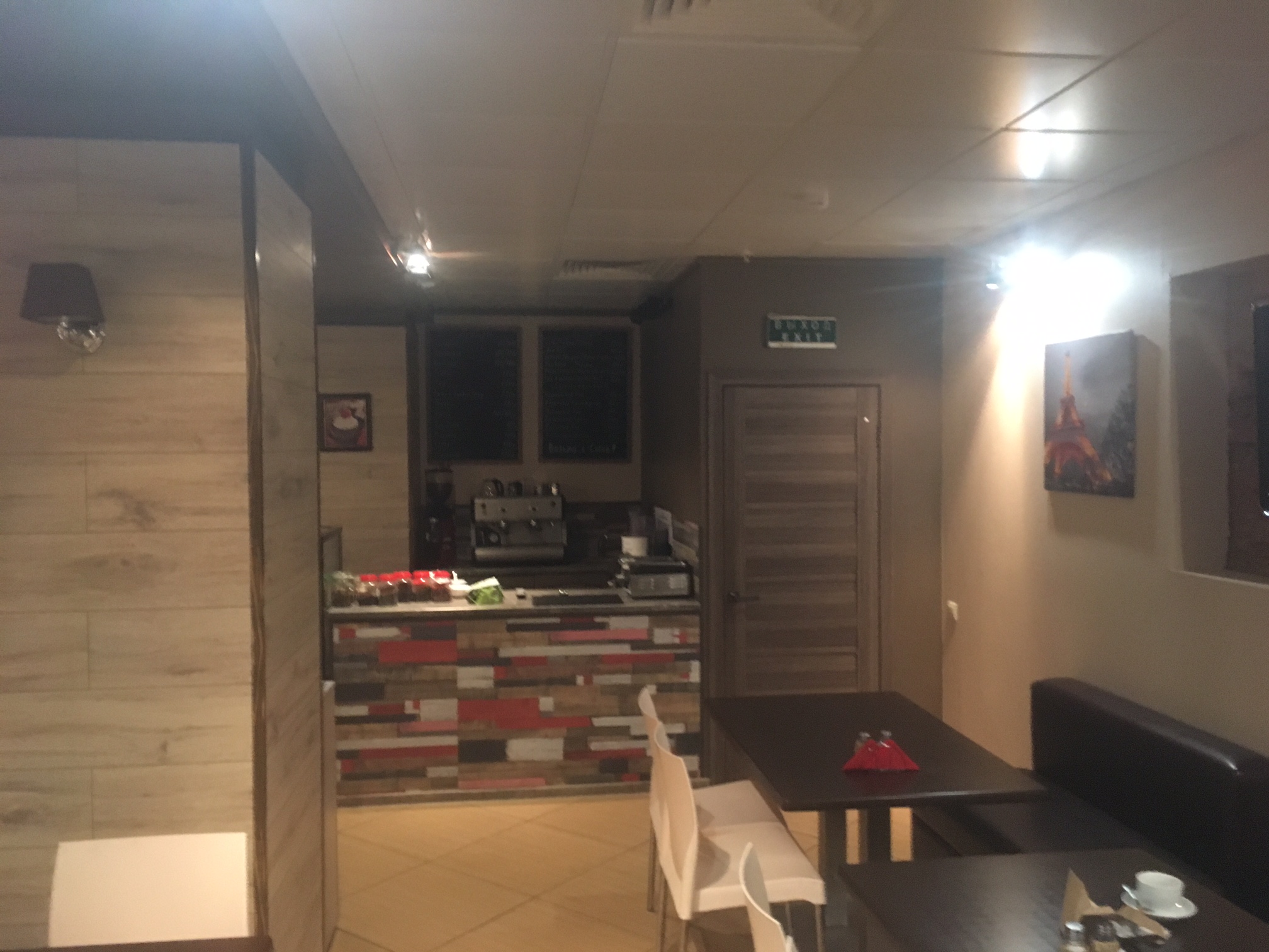 Сдам в аренду помещение свободного назначения 142.6 м.кв.