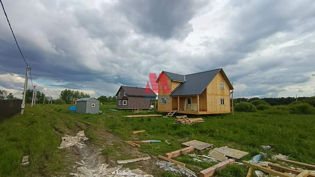Продам земельный участок 750 м.кв.