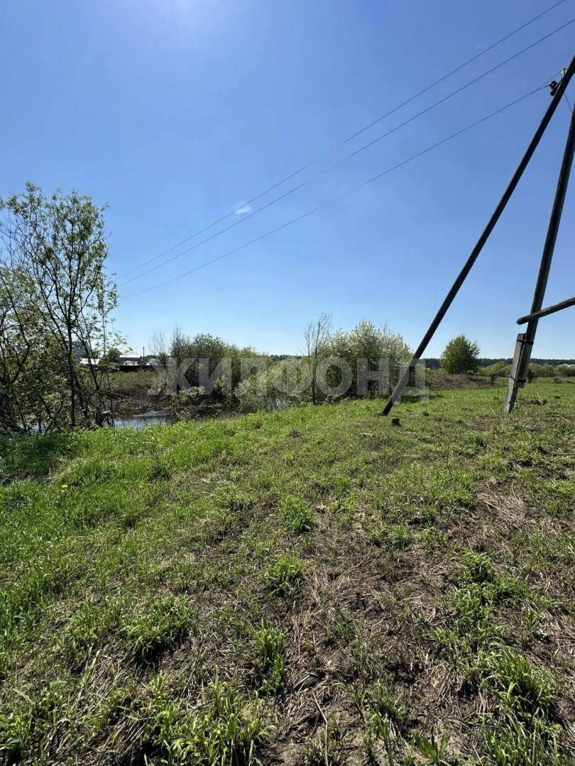 Продам земельный участок 400 м.кв.