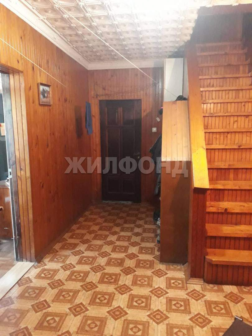 Продам земельный участок 660 м.кв.