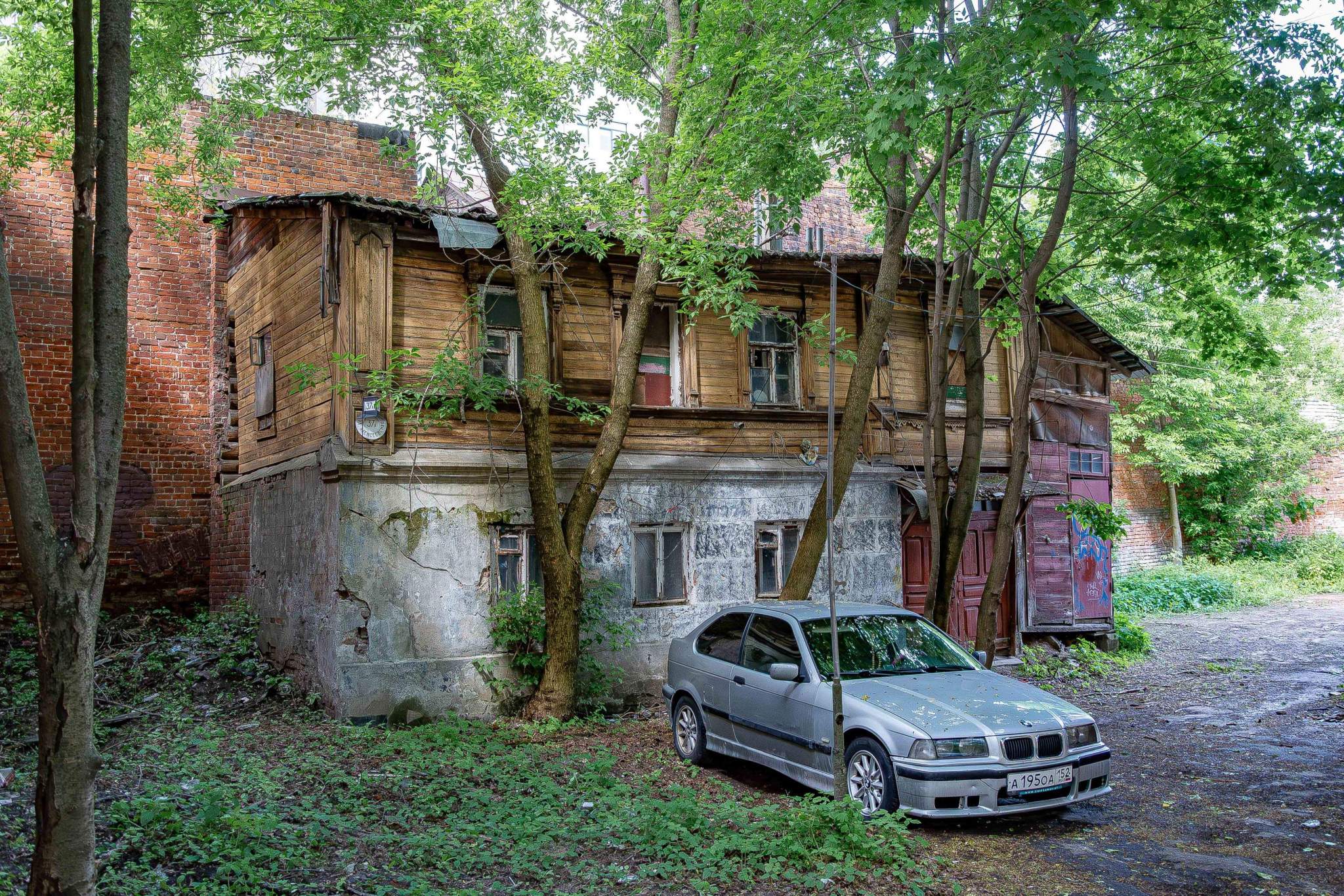 Продам торговое помещение 755.6 м.кв.