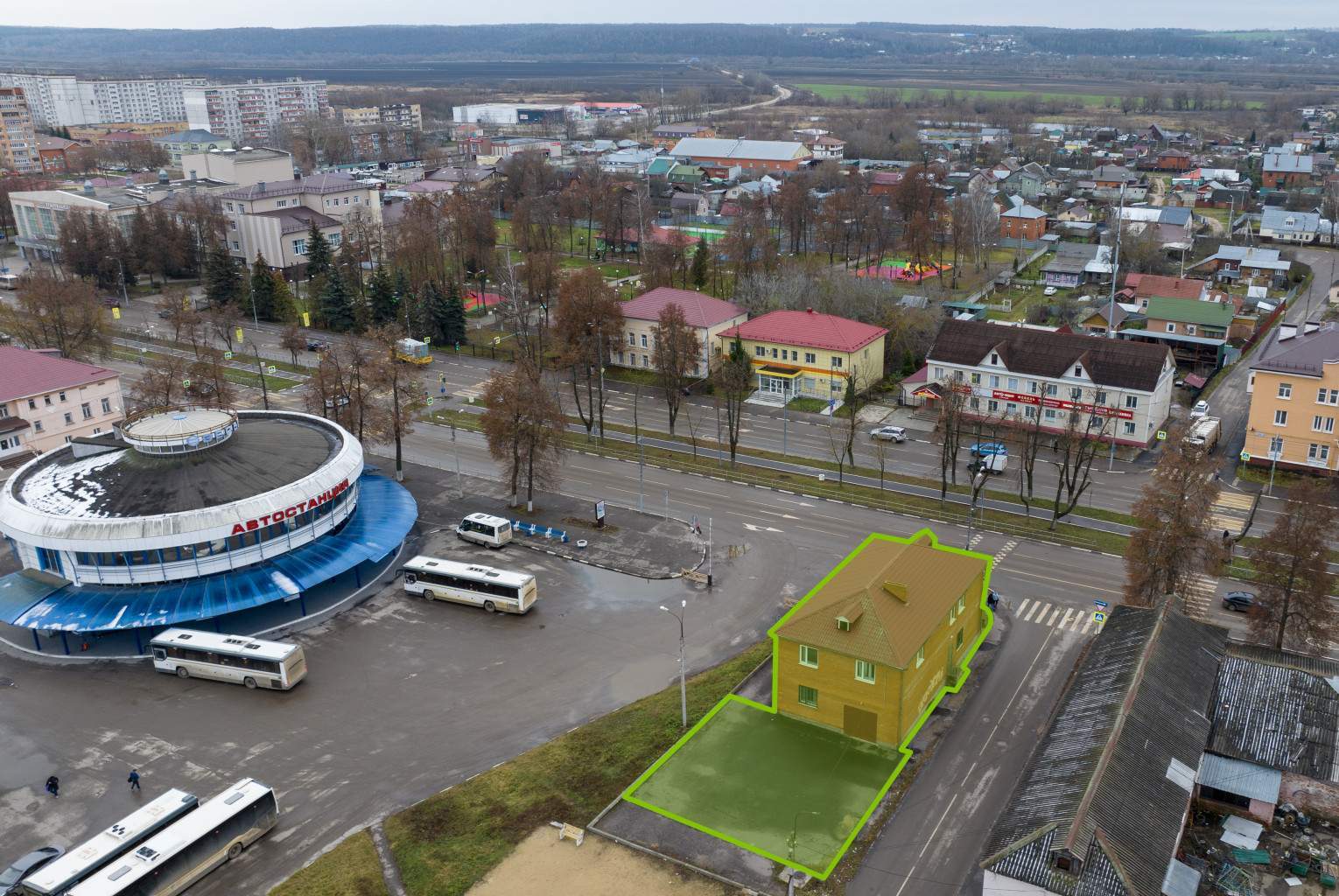 Продам торговое помещение 258 м.кв.