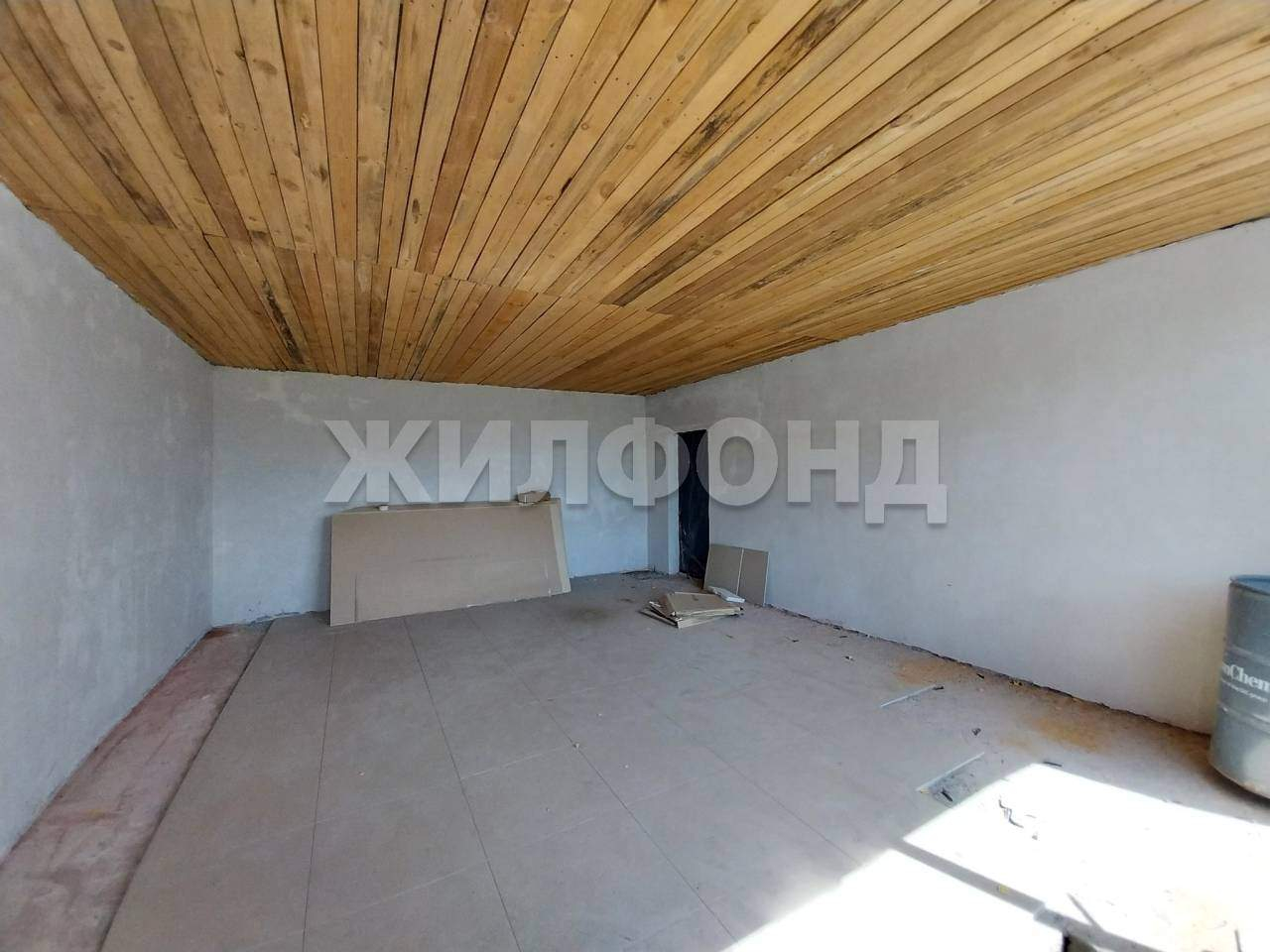 Продам земельный участок 658 м.кв.