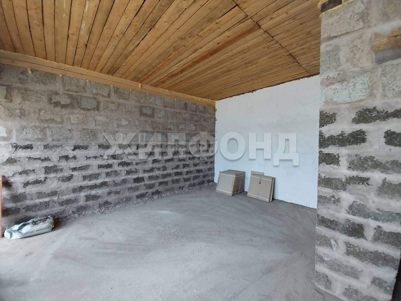 Продам земельный участок 658 м.кв.