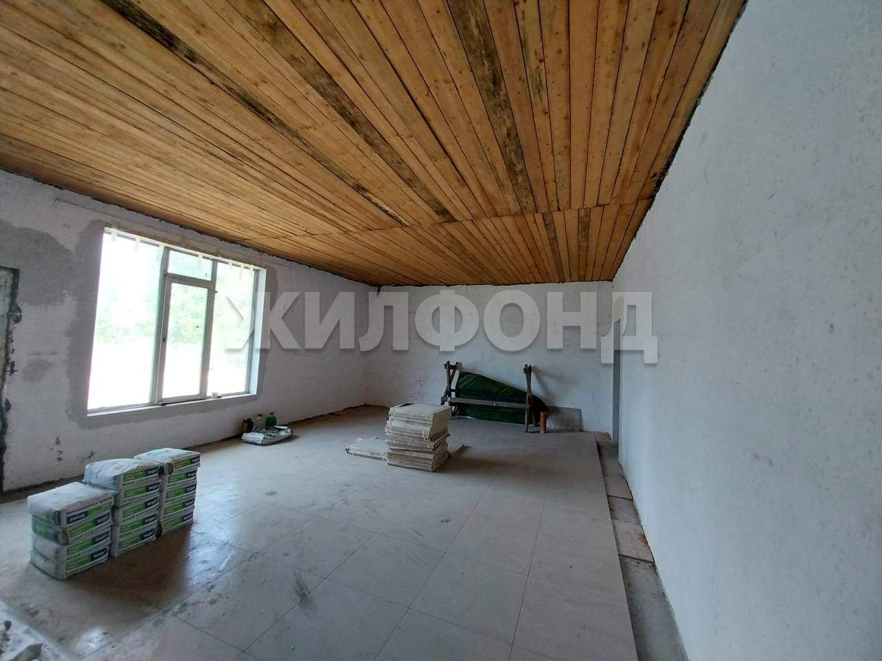 Продам земельный участок 658 м.кв.