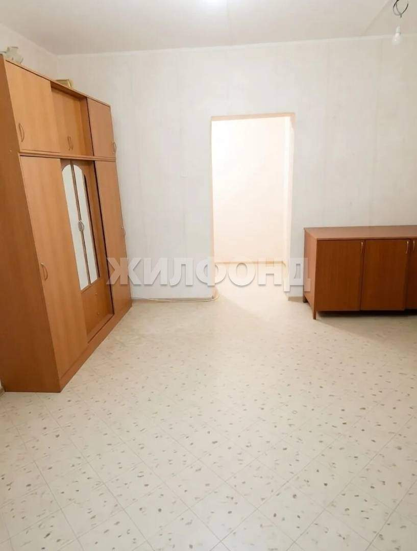 Квартира на продажу в Павловске, Пролетарская улица, 1 фото №1