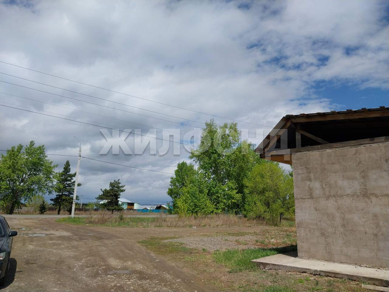 Продам земельный участок 658 м.кв.