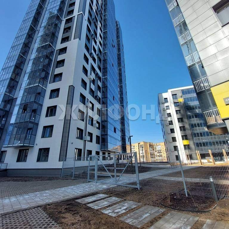 Квартира на продажу в Красноярске, Свободный проспект, 66м фото №3