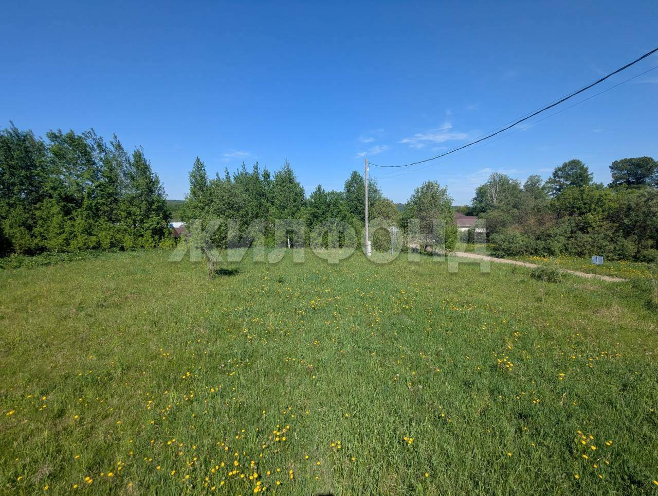 Продам земельный участок 1760 м.кв.