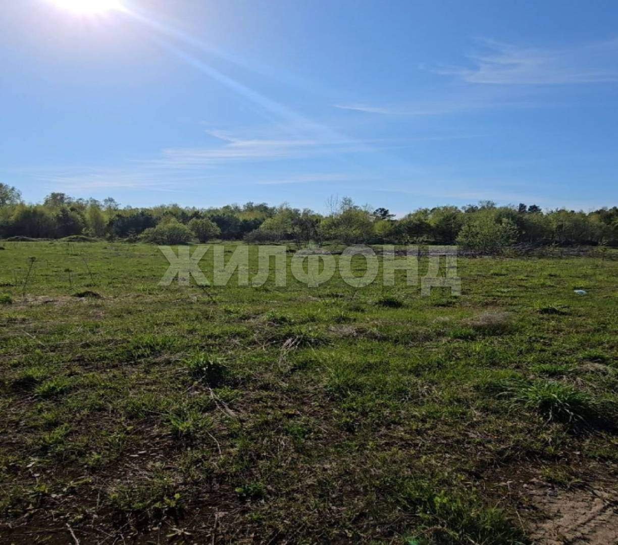 Продам земельный участок 25400 м.кв.